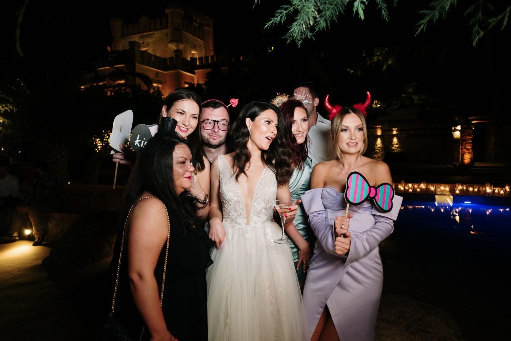 Απογειώστε το πάρτι του γάμου σας με ένα photobooth